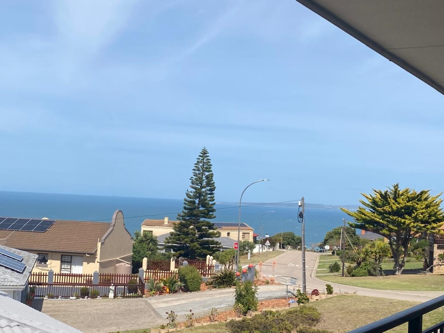 5 Bedroom Property for Sale in Dana Bay Western Cape